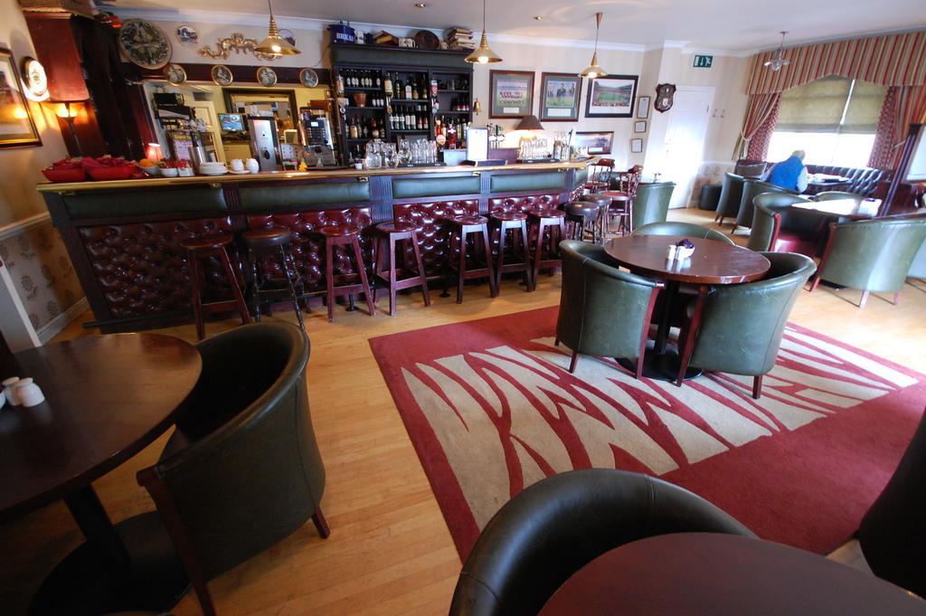 New Park Hotel Athenry Exterior foto